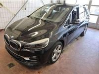 Gebraucht BMW 218 150 PS (110 kW) 2023 Black sapphire metallic Kombi