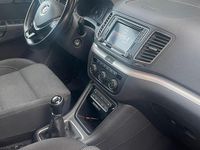 Gebraucht VW Sharan 150 PS (110 kW) 2018 Grau Van / Kleinbus