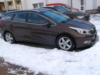 Gebraucht Kia Ceed Sportswagon Spirit 135 PS (99 kW) 2012 Matrixbraun Kombi