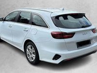 Neu Kia Ceed 101 PS (74 kW) 2025 Weiß Kleinwagen