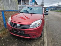 Gebraucht Dacia Sandero 75 PS (55 kW) 2010 Rot Limousine