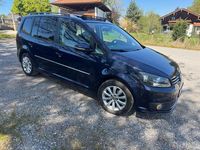 Gebraucht VW Touran Highline 177 PS (130 kW) 2014 Blau Van / Kleinbus