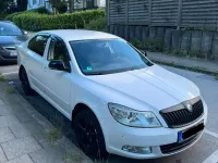 Gebraucht Skoda Octavia 105 PS (77 kW) 2012 Weiß Limousine