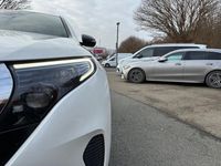 Gebraucht Mercedes EQC400 300 kW (408 PS) 2022 Designo diamantweiß bright SUV
