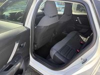 Gebraucht Citroën C4 PureTech 131 PS (96 kW) 2024 Weiß Limousine