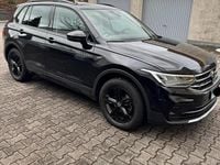 Gebraucht VW Tiguan Sport 150 PS (110 kW) 2023 Schwarz SUV