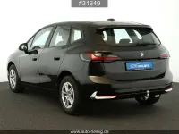 Gebraucht BMW 218 Active Tourer Luxury Line 150 PS (110 kW) 2023 Schwarz Van / Kleinbus