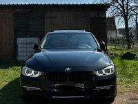 Gebraucht BMW 320 Luxury Line 184 PS (135 kW) 2011 Schwarz Limousine