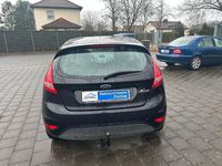 Gebraucht Ford Fiesta Trend 60 PS (44 kW) 2011 Pantherschwarz metallic Kleinwagen