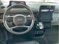 Neu Hyundai Staria Trend 160 PS (117 kW) 2025 Schwarz (abyss black / mic) Van / Kleinbus