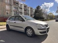Gebraucht VW Polo 60 PS (44 kW) 2005 Silber Kleinwagen