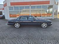Gebraucht Jaguar XJR 363 PS (266 kW) 1998 Blau Limousine