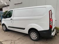 Gebraucht Ford Transit Custom Trend 131 PS (96 kW) 2018 Frostweiß Van / Kleinbus