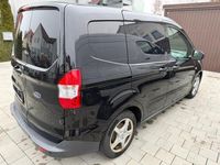 Gebraucht Ford Transit Limited 101 PS (74 kW) 2023 Schwarz Van / Kleinbus