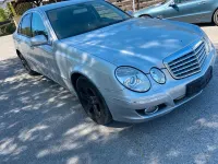 Gebraucht Mercedes E320 231 PS (169 kW) 2007 Silber Limousine