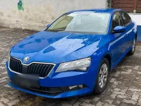 Gebraucht Skoda Superb 150 PS (110 kW) 2019 Blau Limousine