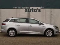 Gebraucht Renault Mégane GrandTour Equilibre 140 PS (102 kW) 2023 Grau Kombi