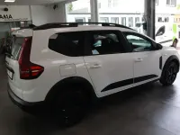 Gebraucht Dacia Jogger 91 PS (66 kW) 2024 Weiß Van / Kleinbus