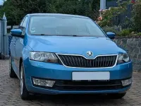 Gebraucht Skoda Rapid Joy 116 PS (85 kW) 2016 Blau Kleinwagen