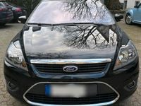 Gebraucht Ford Focus Cabriolet Titanium 145 PS (106 kW) 2010 Schwarz Cabrio