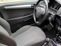 Gebraucht Opel Astra 90 PS (66 kW) 2010 Schwarz Kombi