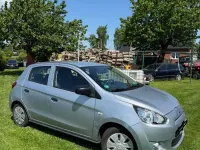 Gebraucht Mitsubishi Space Star 71 PS (52 kW) 2016 Silber Kleinwagen