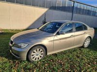 Gebraucht BMW 318 143 PS (105 kW) 2008 Platinbronze metallic Limousine