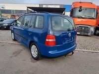Gebraucht VW Touran Basis 116 PS (85 kW) 2004 Blau Van / Kleinbus