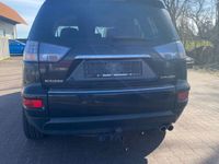 gebraucht Mitsubishi Outlander 4x4 7-Sitzer