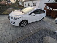 Gebraucht Hyundai i30 Style 135 PS (99 kW) 2015 Weiß Kombi