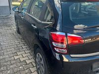 Gebraucht Citroën C3 82 PS (60 kW) 2016 Schwarz Kleinwagen