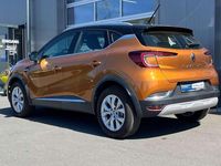 Używany Renault Captur Intens 101 KM (74 kW) 2020 Pomarańczowy SUV