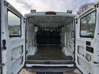 Gebraucht Iveco Daily 126 PS (92 kW) 2013 Weiß Limousine