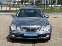 Gebraucht Mercedes E240 177 PS (130 kW) 2002 Blau Limousine
