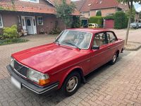 Gebraucht Volvo 240 100 PS (73 kW) 1982 Rot Limousine
