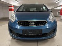 Używany Kia Venga Attract 90 KM (66 kW) 2012 Niebieski Hatchback