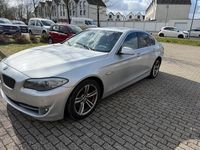 Gebraucht BMW 520 163 PS (119 kW) 2011 Silber Limousine