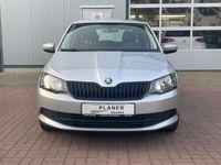 gebraucht Skoda Fabia Sitzh. Radio DAB Telefon Service neu