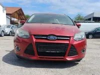 Używany Ford Focus Titanium 140 KM (102 kW) 2011 Czerwony Kombi