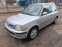 Gebraucht Nissan Micra 55 PS (40 kW) 2000 Silber Kleinwagen