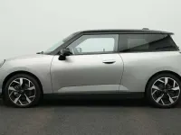 Gebraucht Mini Cooper SE Favoured 160 kW (218 PS) 2024 Grau Kleinwagen