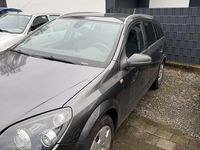 Gebraucht Opel Astra Innovation 116 PS (85 kW) 2009 Karbongrau/technical grey Kombi