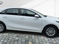Neu Kia Ceed Best 140 PS (102 kW) 2025 Weiß Kleinwagen