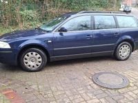Używany VW Passat 102 KM (75 kW) 2002 Niebieski Kombi