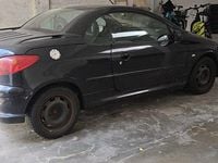 Gebraucht Peugeot 206 CC 109 PS (80 kW) 2005 Schwarz Cabrio