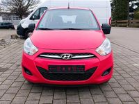 Gebraucht Hyundai i10 70 PS (51 kW) 2012 Rot Kleinwagen