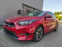 Neu Kia Ceed 140 PS (102 kW) 2026 Rot Kleinwagen