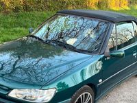 Gebraucht Peugeot 306 Cabriolet 98 PS (72 kW) 2001 Grün Cabrio