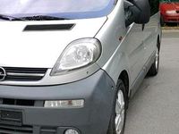 Second-hand Opel Vivaro 2003 Argintiu Monovolum