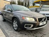Gebraucht Volvo XC70 Summum 185 PS (136 kW) 2009 Grau Kombi